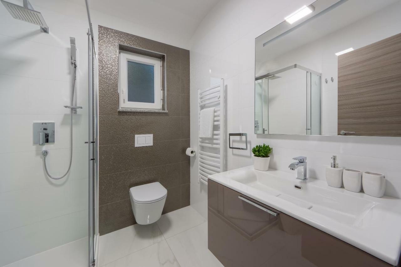 Viras Luxury Holiday Pula Bagian luar foto