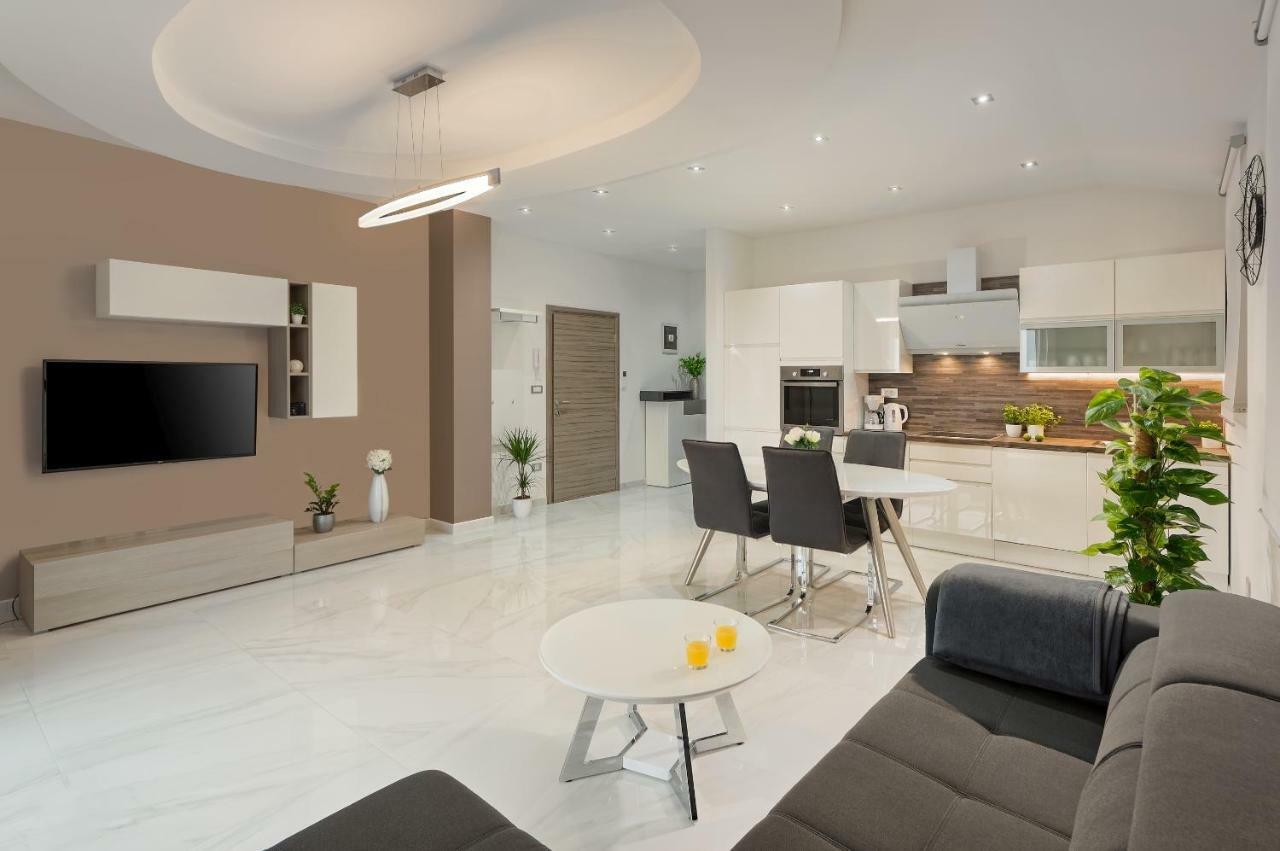 Viras Luxury Holiday Pula Bagian luar foto